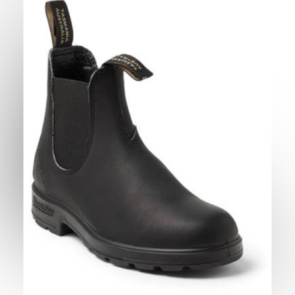 BLUNDSTONE booties • 36 • NWOB • Black • woman’s